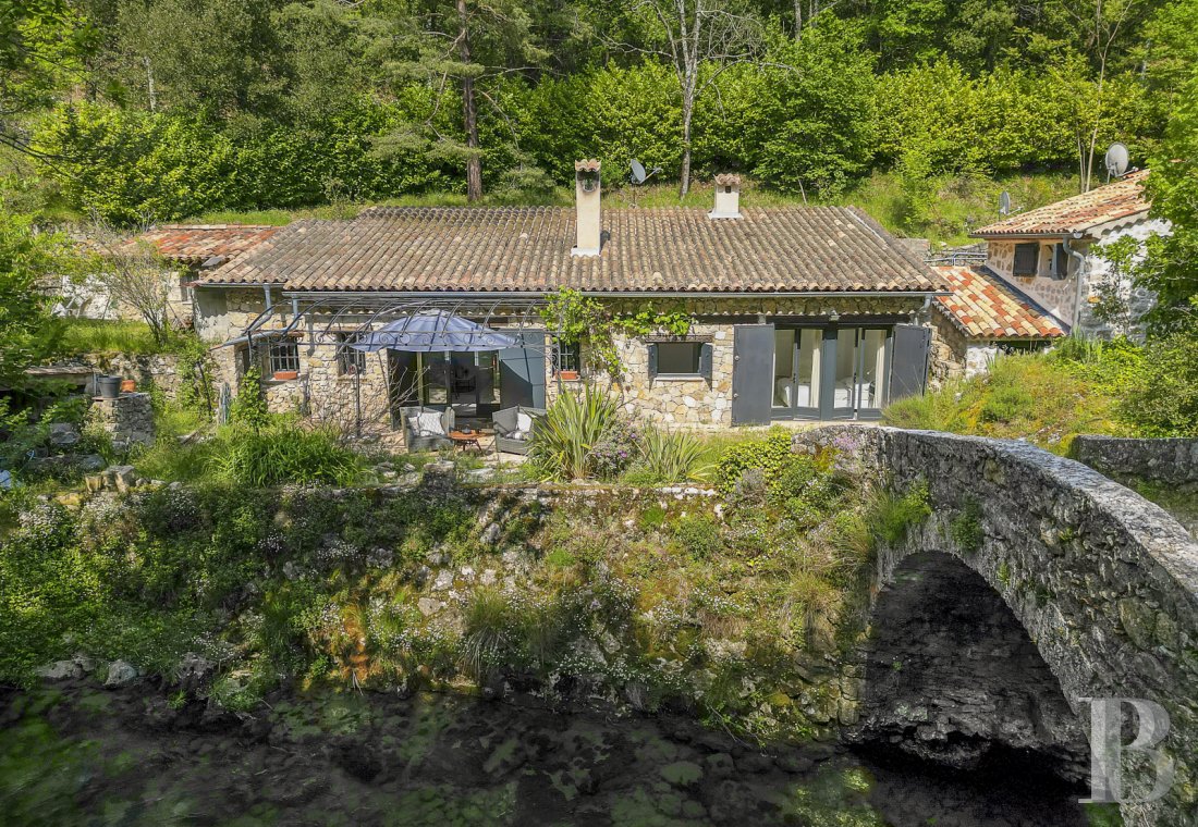 A former 19th-century water mill in the heart of nature north-west of Grasse in Alpes-Maritimes - photo  n°28